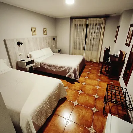 La Casa de hóspedes 3*