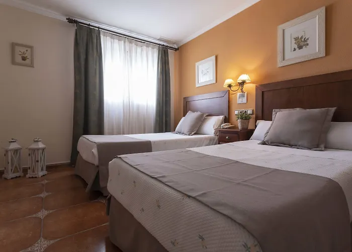 拉波萨达旅舍 3*